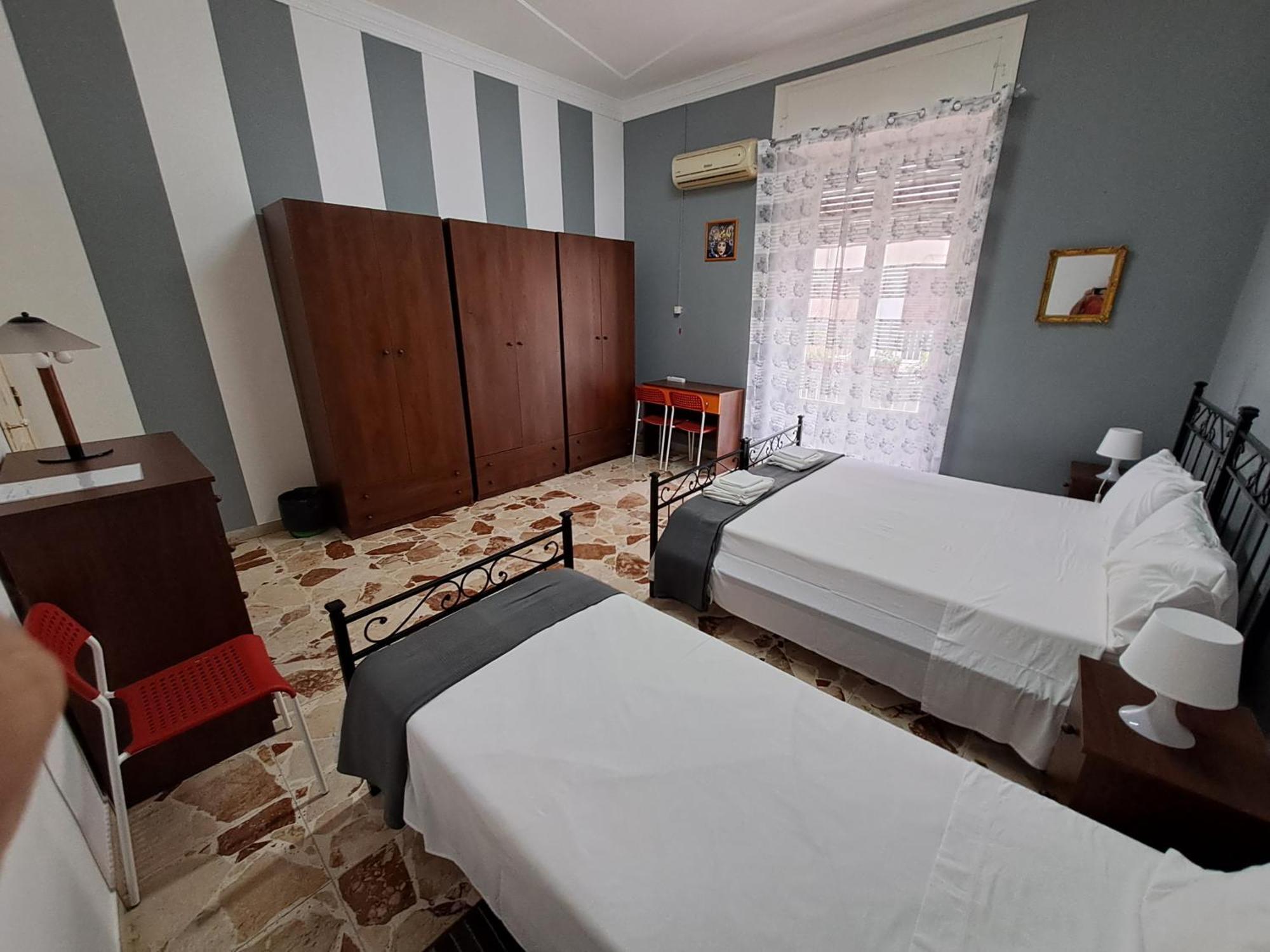 B&B Domus Pina Aeroporto di Catania Fontana Rossa Esterno foto