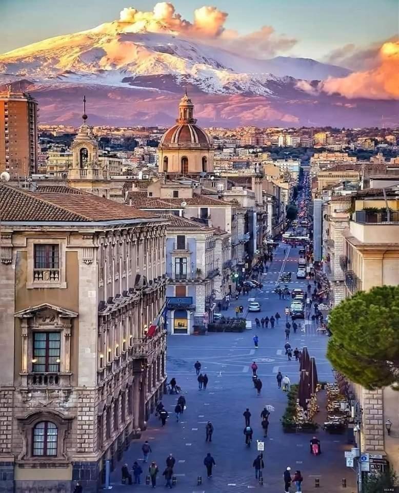 B&B Domus Pina Aeroporto di Catania Fontana Rossa Esterno foto